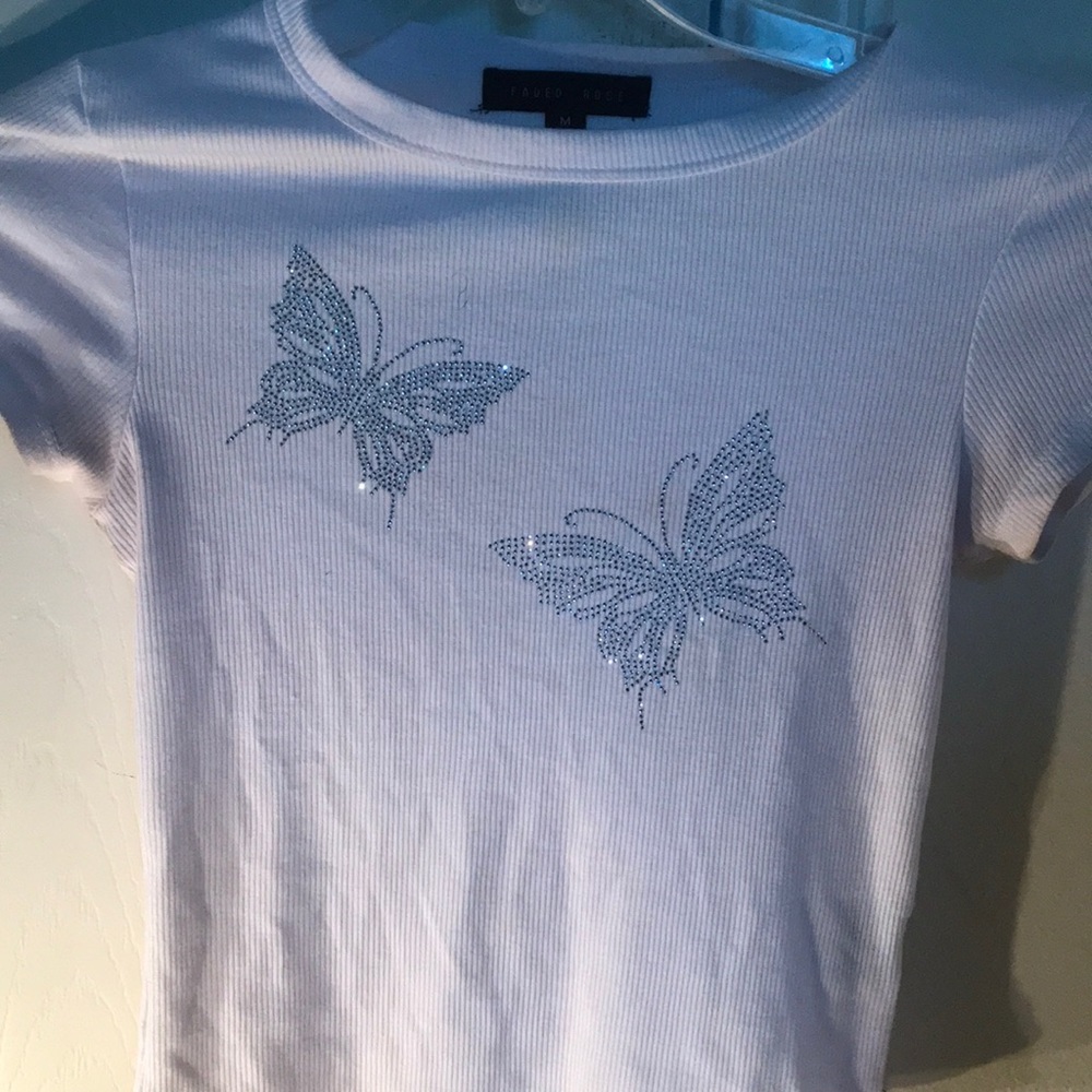 White crop top